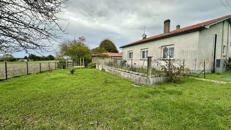 Maison à SAINT-BONNET