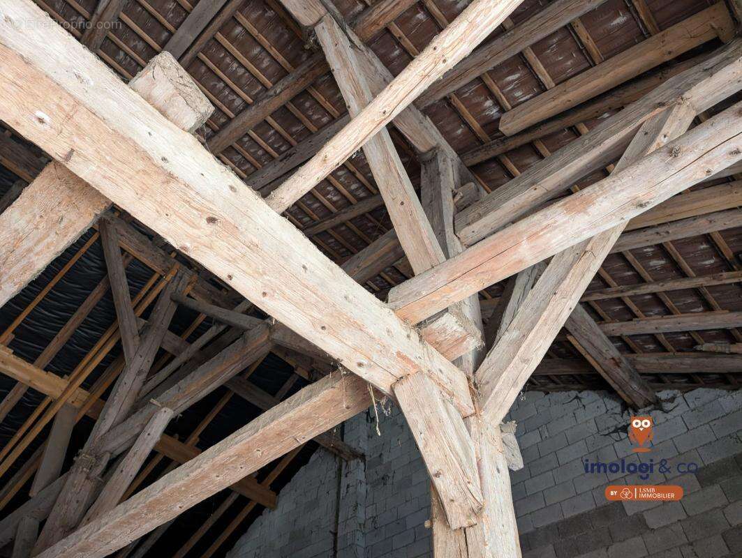 Appartement à SOMBACOUR