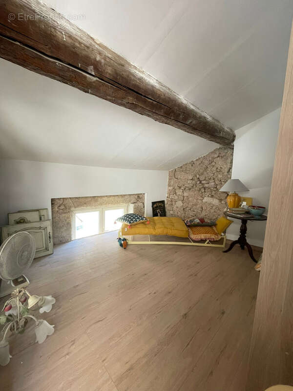 Maison à PUISSERGUIER