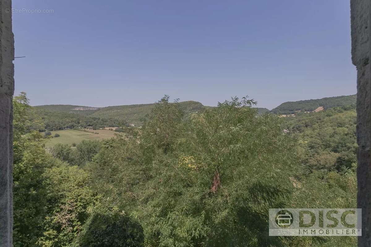 Bel appartement avec terrasse et vues imprenables dans le centre médiéval de Penne - photo 12