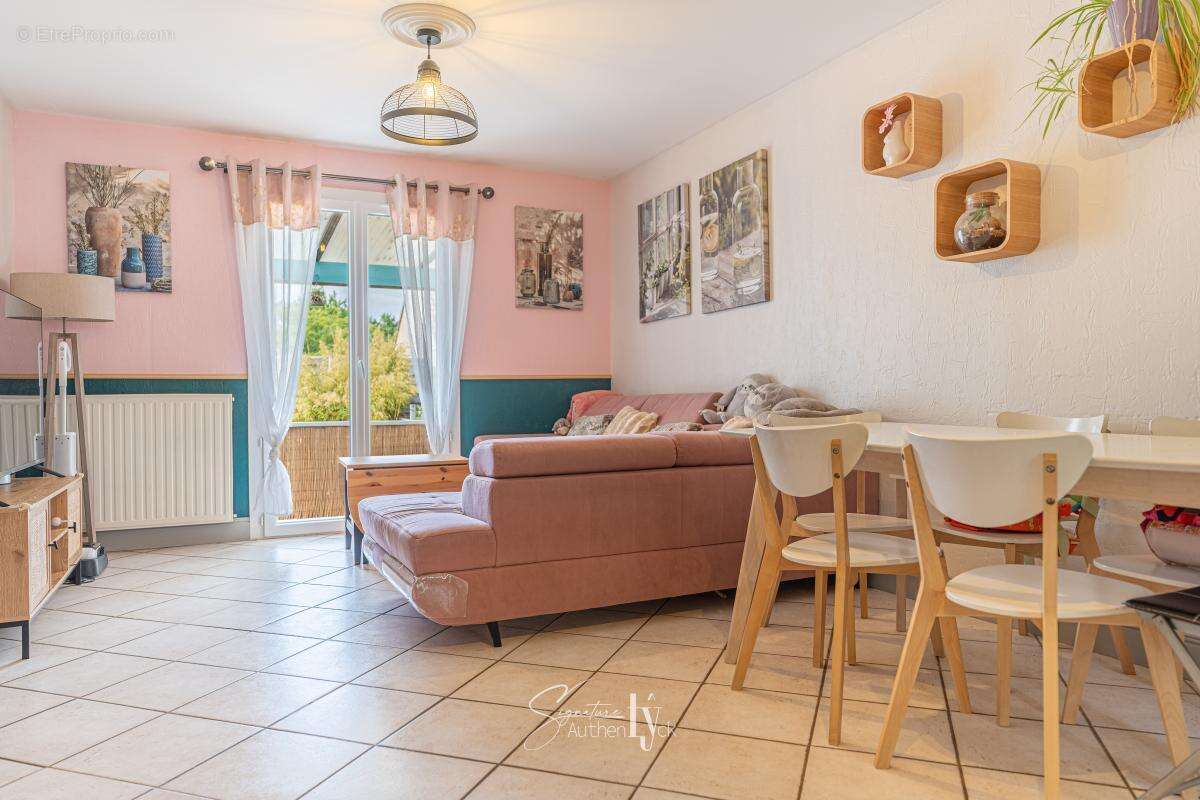 Maison 101 m² à Limoges  - photo 4