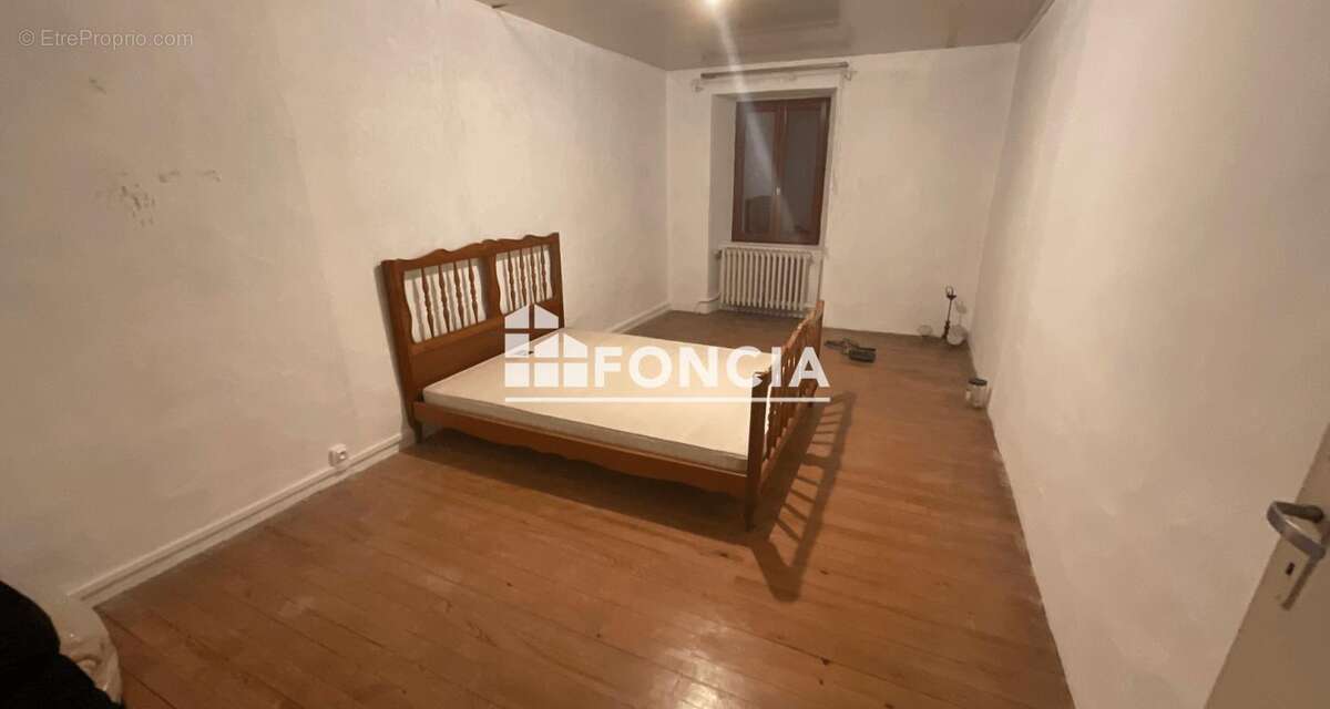 Maison à SILLE-LE-GUILLAUME