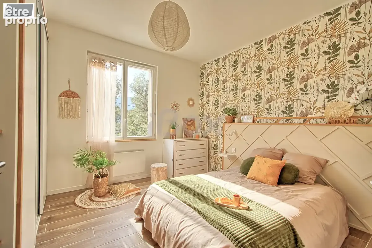 Le Revest les Eaux Villa T4 vue dégagée - photo 18