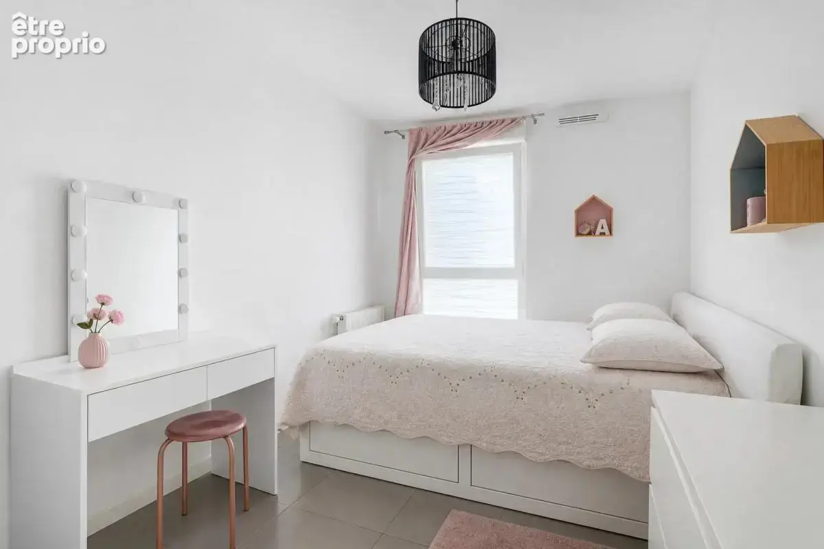 Appartement de 4 pièces de 81 m² à Vénissieux - photo 8