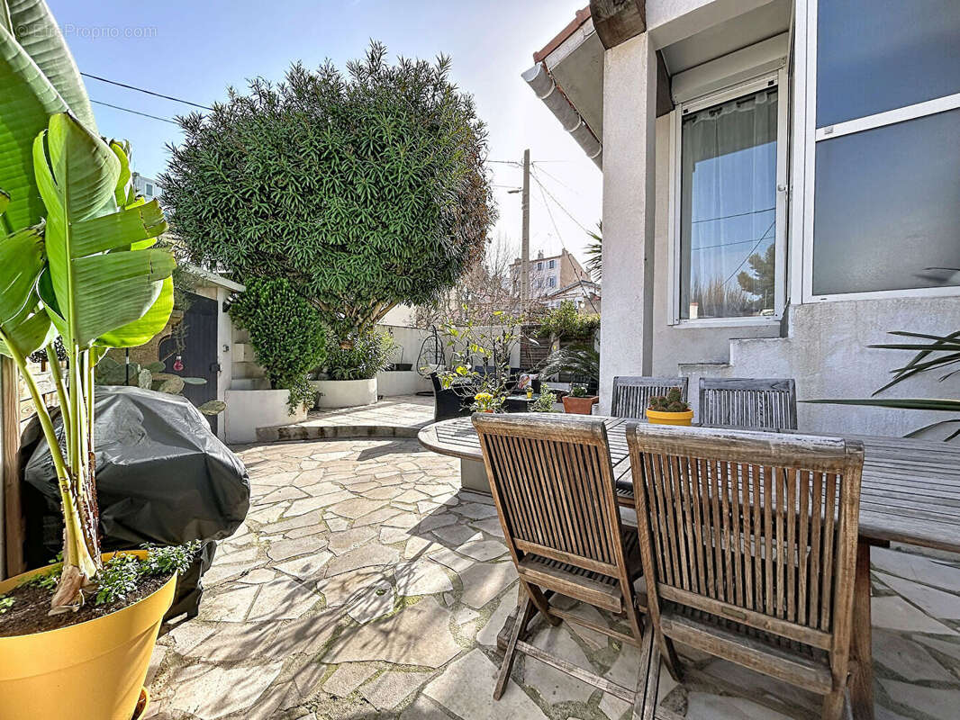 Maison à MARSEILLE-7E
