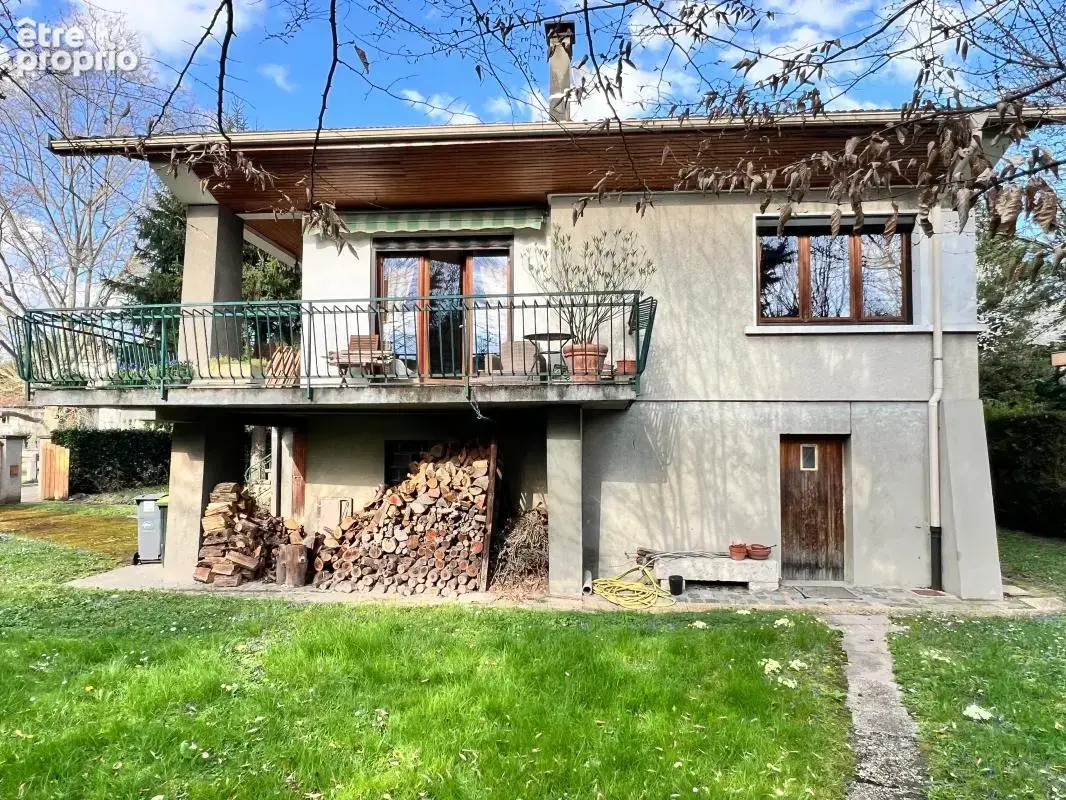 Maison familiale 9 pièces sur une parcelle de terrain de 805 m2 - photo 23
