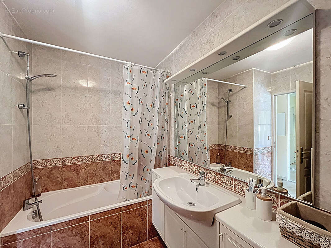 Appartement à MENTON