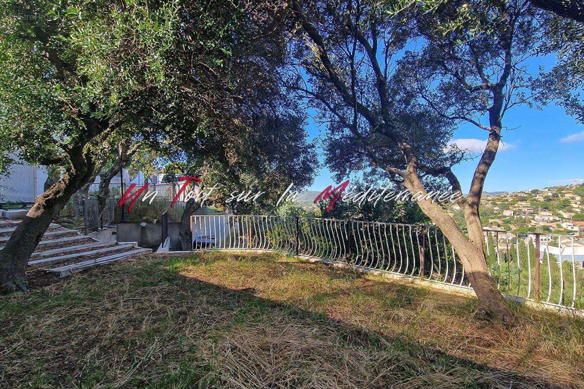 Maison à LE LAVANDOU