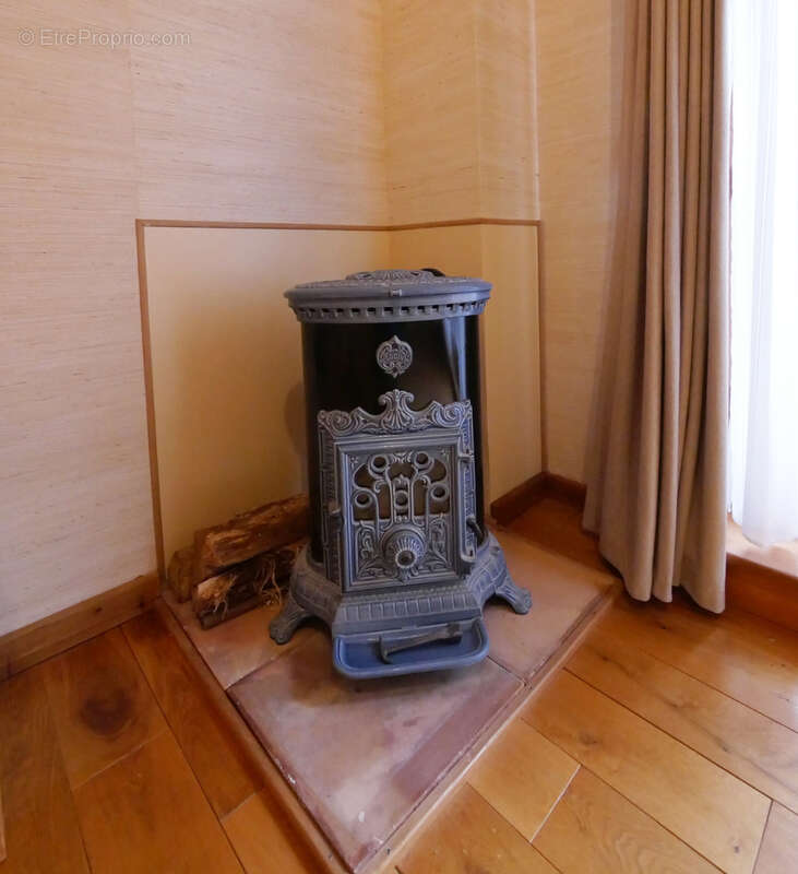 Maison à CHAMPANGES