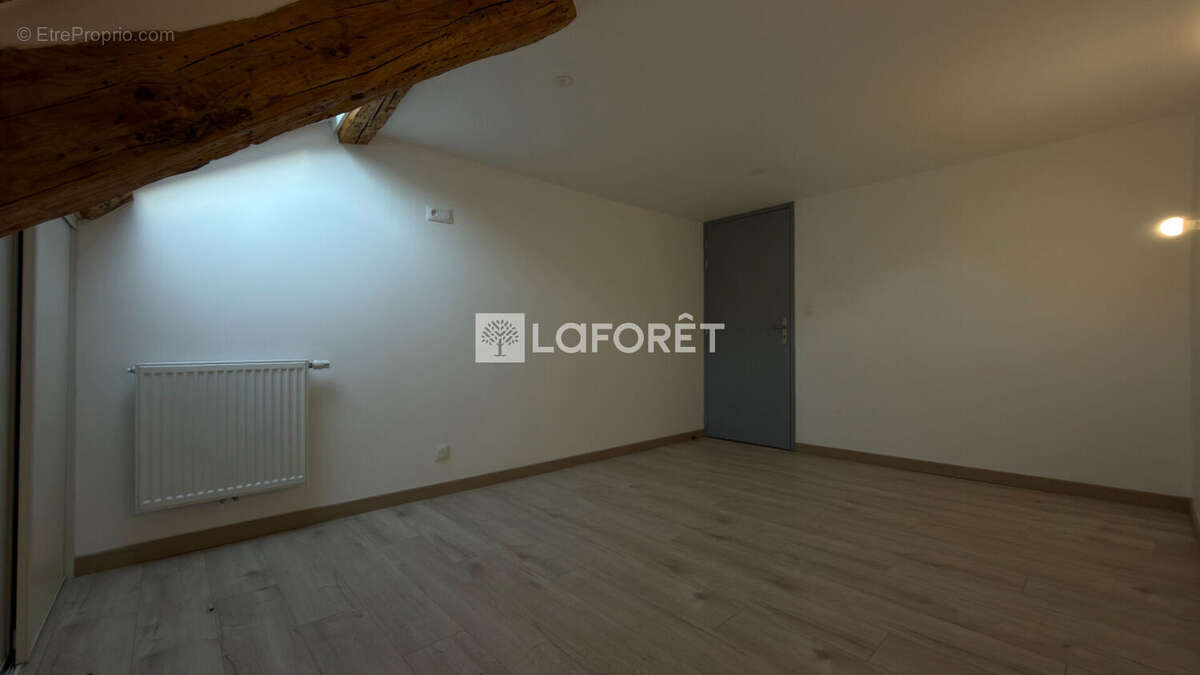 Appartement à SALINS-LES-THERMES