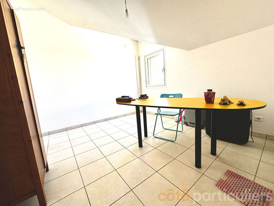 Appartement à L'ETANG-SALE