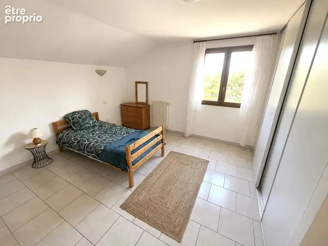 Gardanne maison familiale de 218 m2 au calme sur 3535 m3 de terrain - photo 12