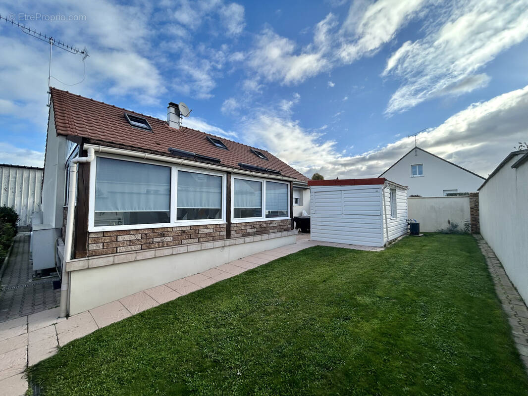 Maison à CLAYE-SOUILLY