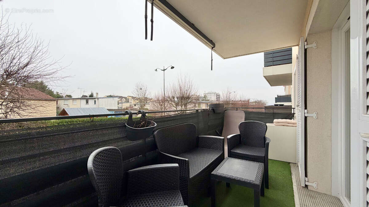 Appartement à CORBEIL-ESSONNES