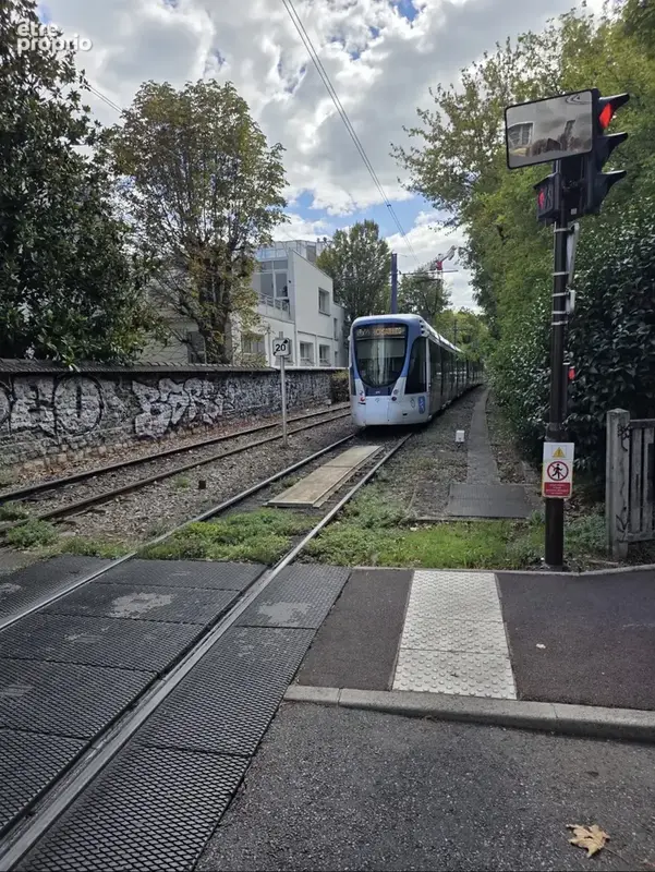 Saint cloud tram val de seine studio ideal pour location - photo 10