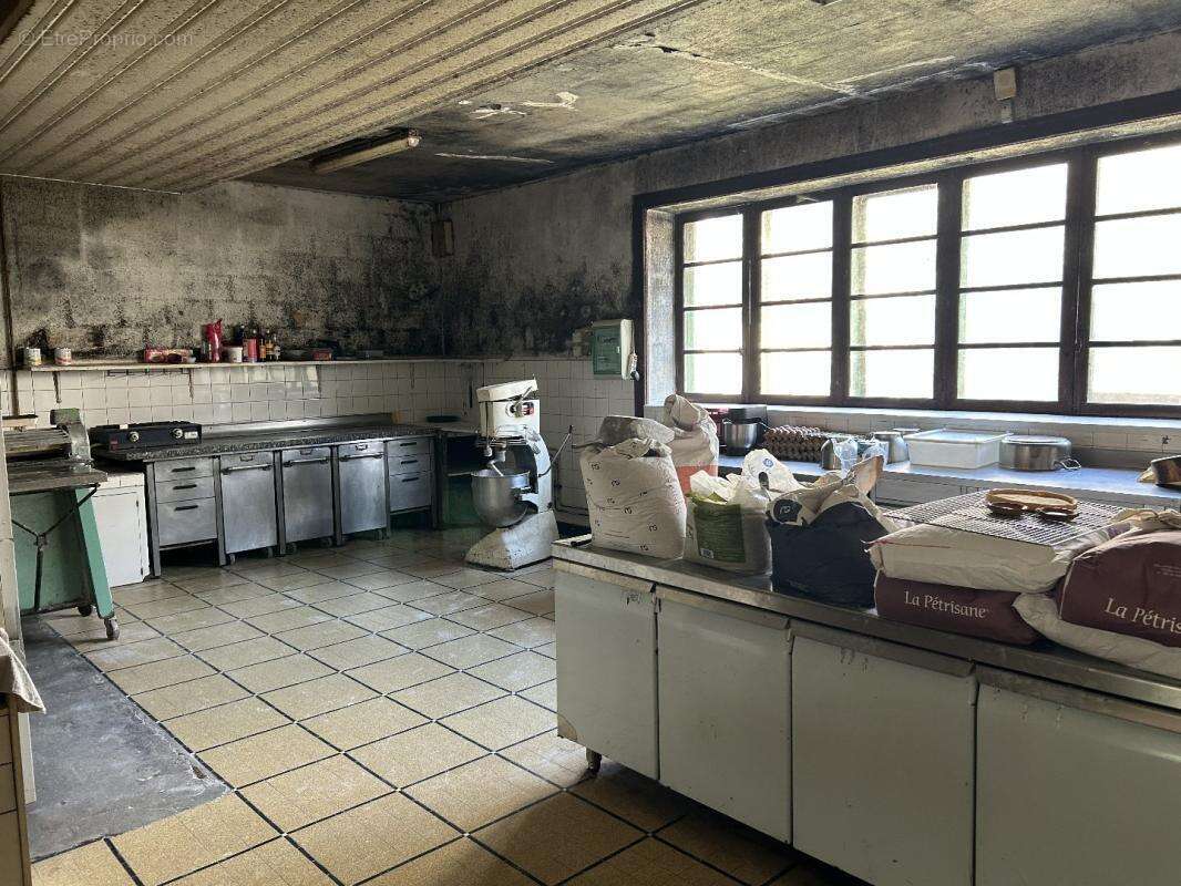 Maison à SAINT-JEAN-D'ANGELY