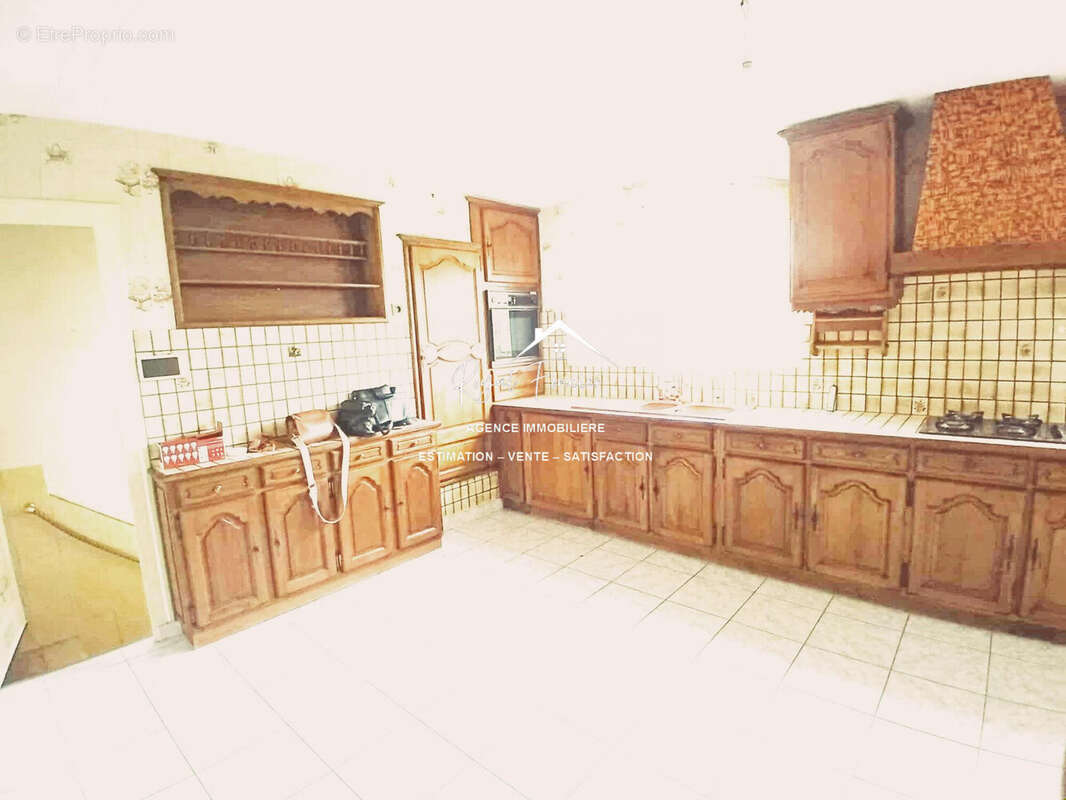 Cuisine A et E - Maison à CHATELLERAULT