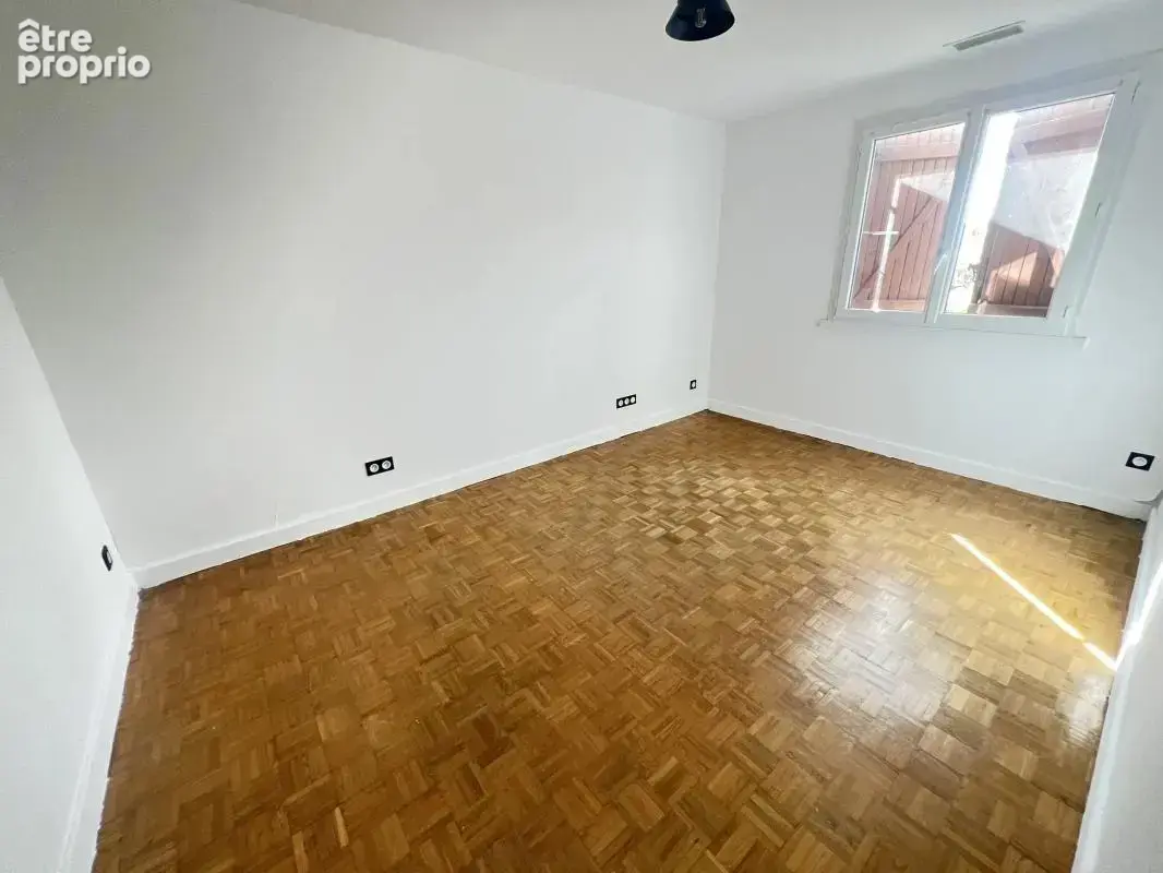 Maison de 110 m² en centre-ville de Gimont - photo 9
