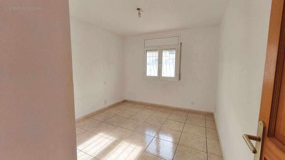 Appartement à BAGES