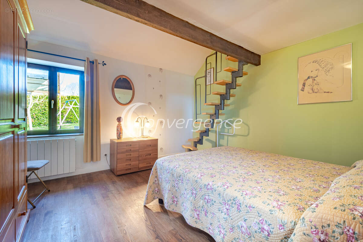 Maison à SAINT-GERMAIN-LES-BELLES