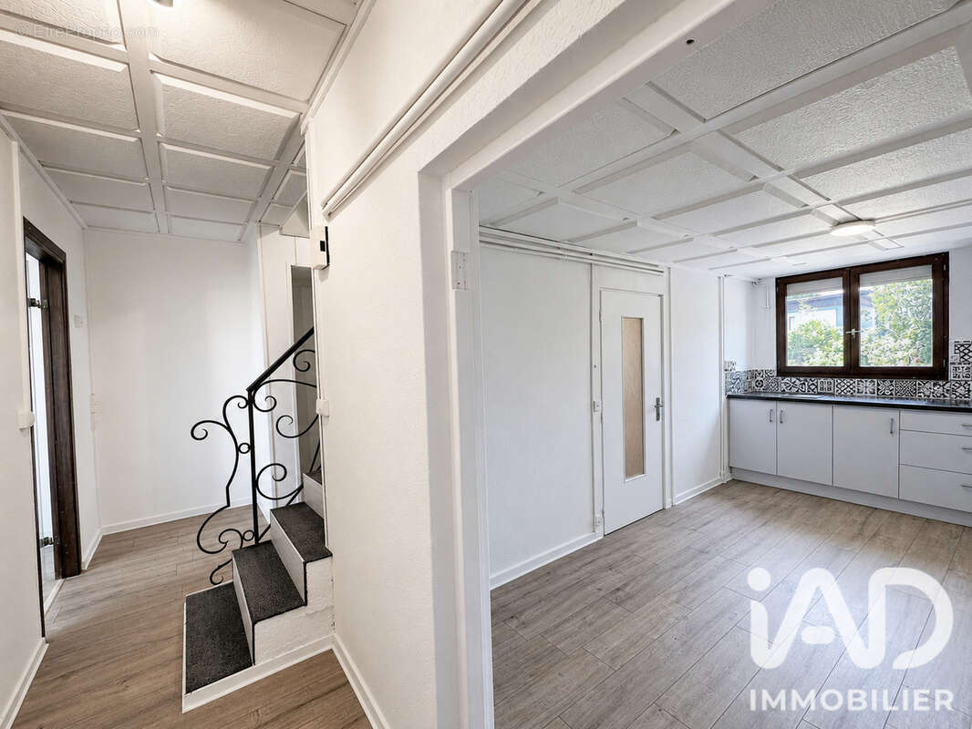 Maison 99 m² à Maromme  - photo 3