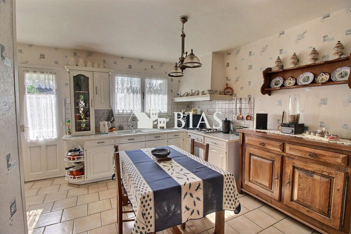 Maison à CAUDEBEC-LES-ELBEUF