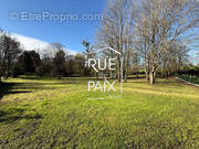 Terrain à MAZIERES-EN-GATINE