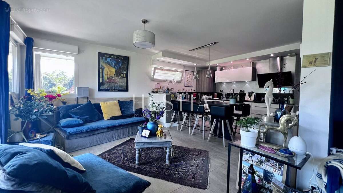 Appartement à SEYNOD