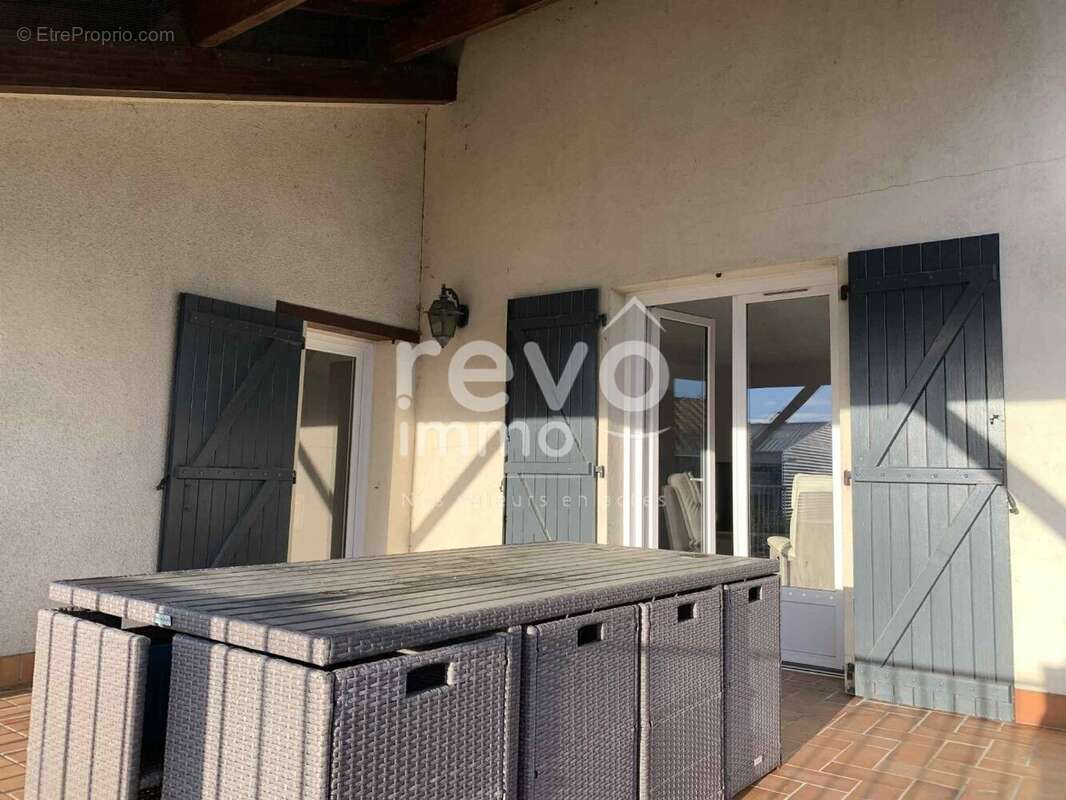 Maison à SAINT-LAURENT-SUR-SEVRE