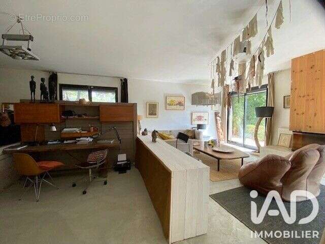 Maison 285 m² à Vaison-La-Romaine  - photo 9