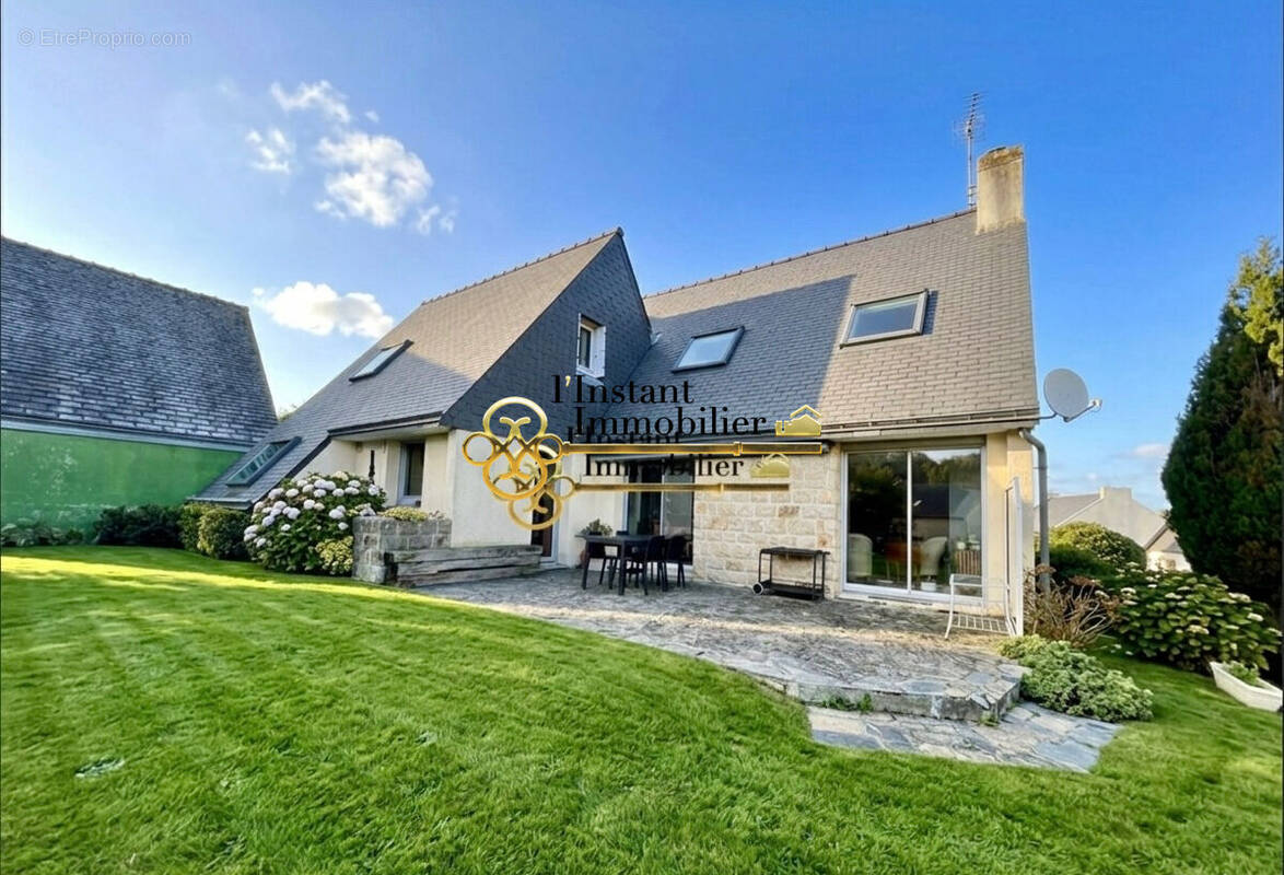 Maison à LOCQUENOLE