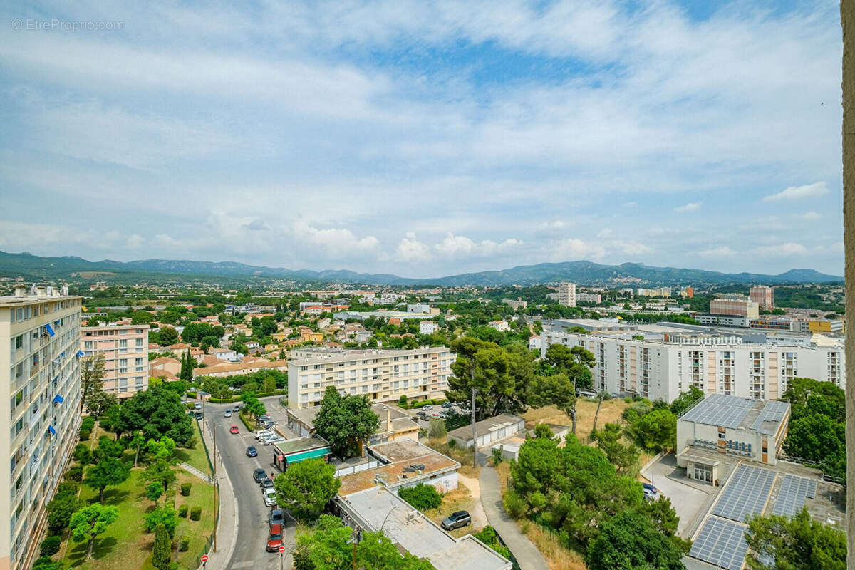 Appartement à MARSEILLE-13E