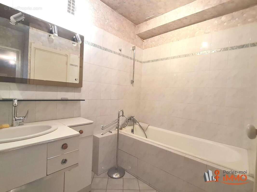 Appartement à SAINT-ETIENNE