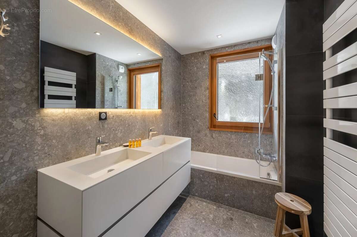 Appartement à CHATEL
