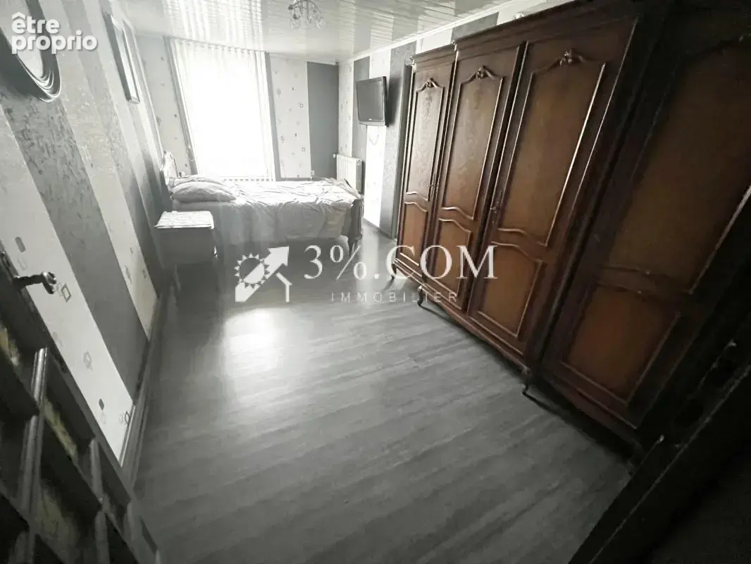 Maison Famialiale Spacieuse avec potentiel locatif 54300 Lun - photo 6