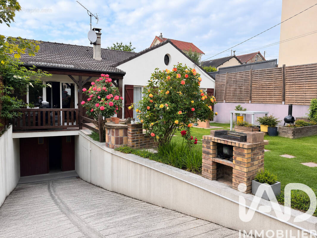 Photo 1 - Maison à SARCELLES