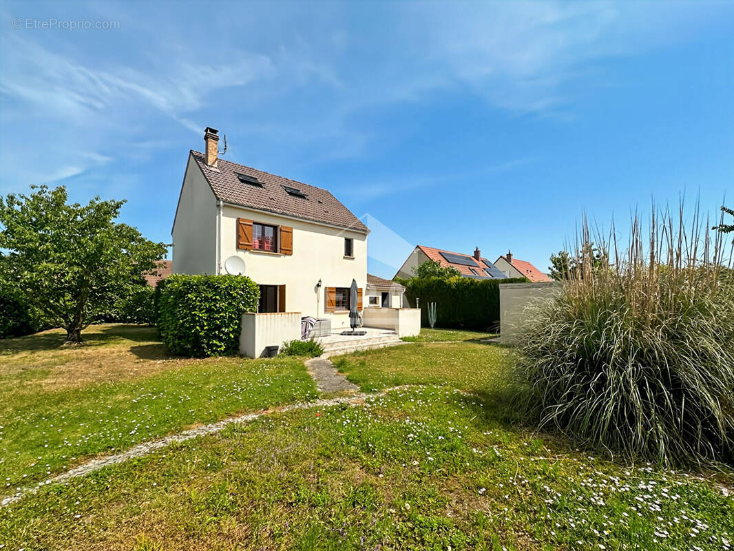 Maison à BERRY-AU-BAC