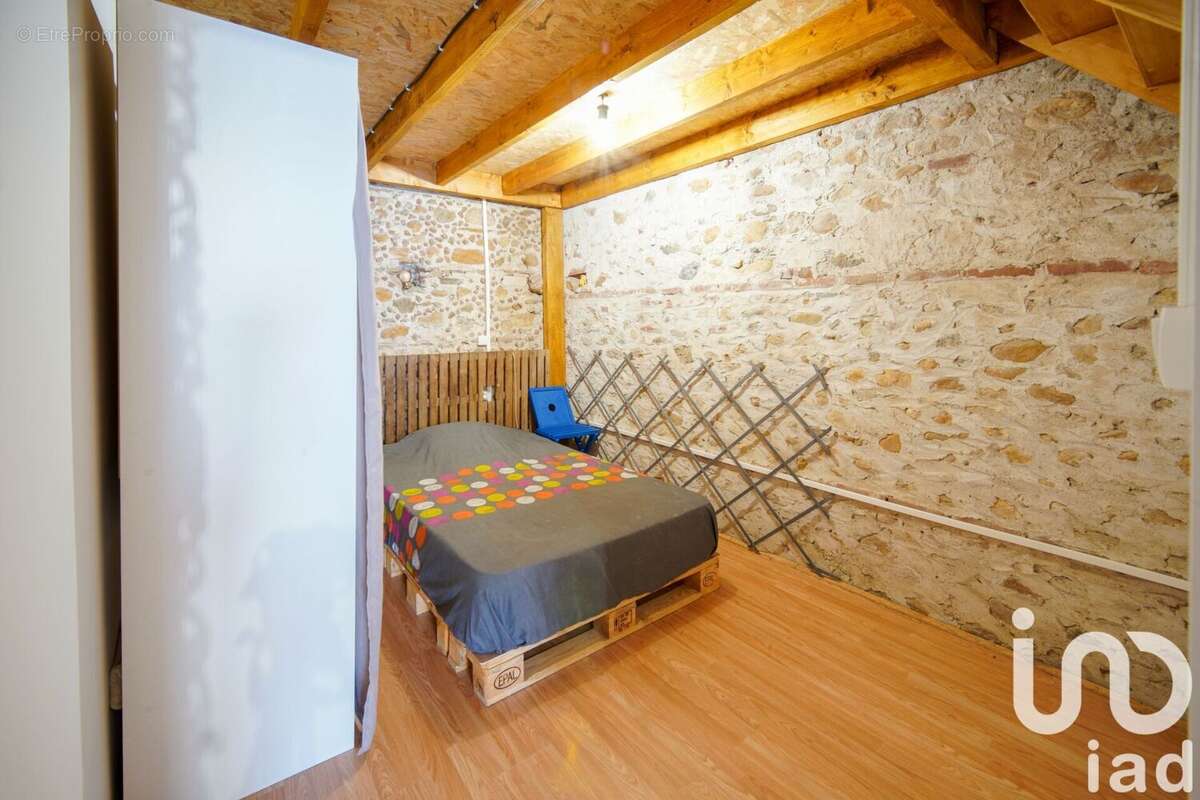 Maison 94 m² à Pia  - photo 7
