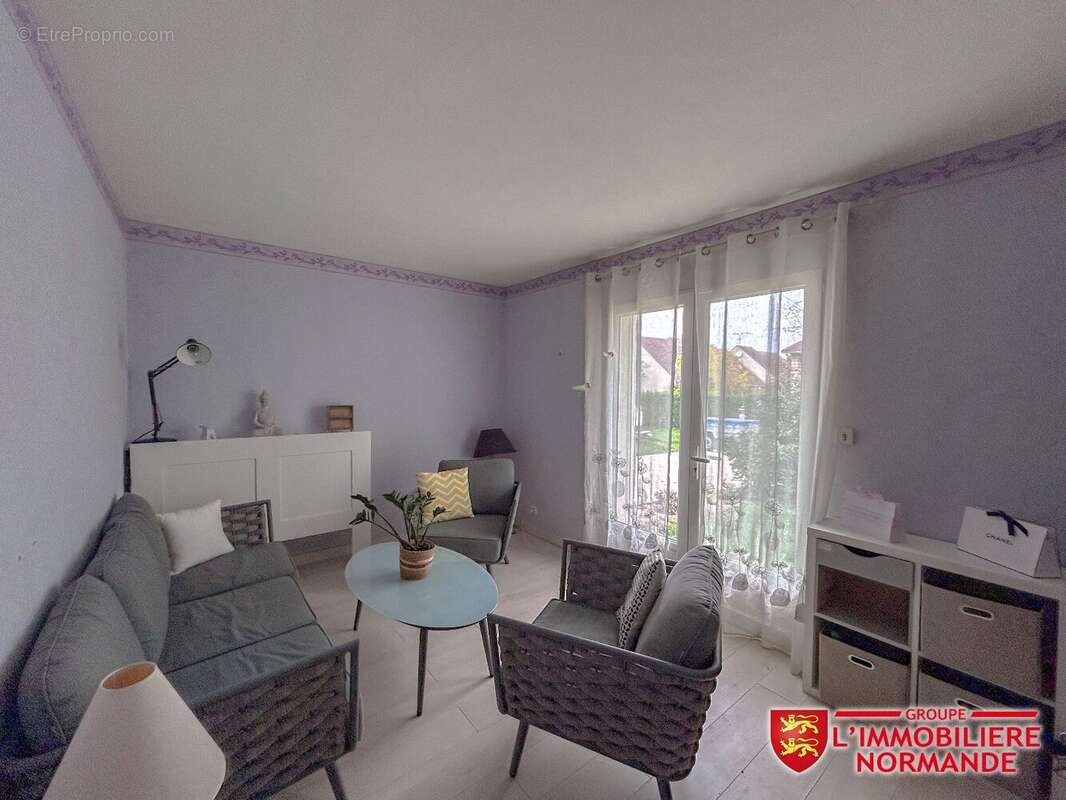 Maison à LIMETZ-VILLEZ