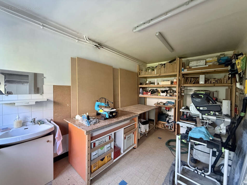 Maison de 205m2 avec jardin à Guilherand-Granges - photo 32