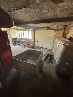 Espace garage en sous sol