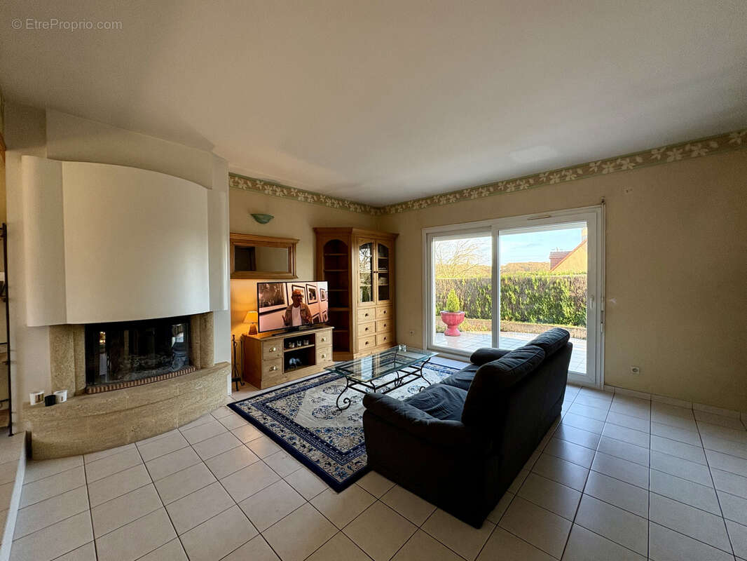 Maison à AMFREVILLE-LES-CHAMPS