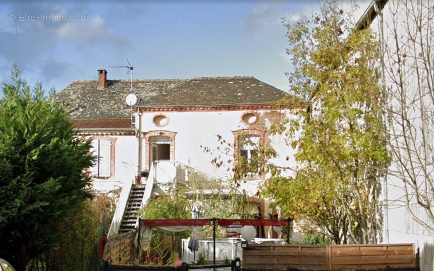 Appartement à VALENCE-D'ALBIGEOIS