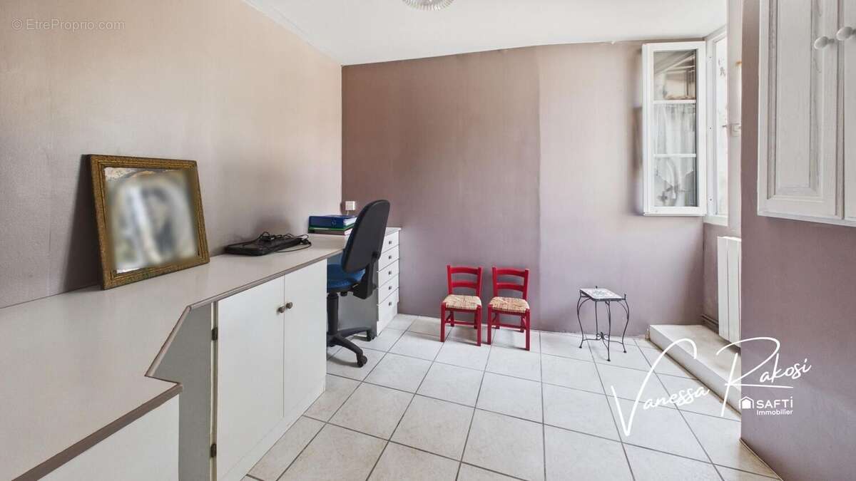 Maison 137 m² à La Chapelle-Des-Pots  - photo 5