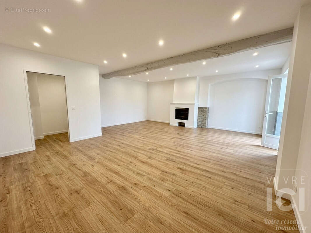 Local commercial TREILLIERES  43.33 m2 - photo 3