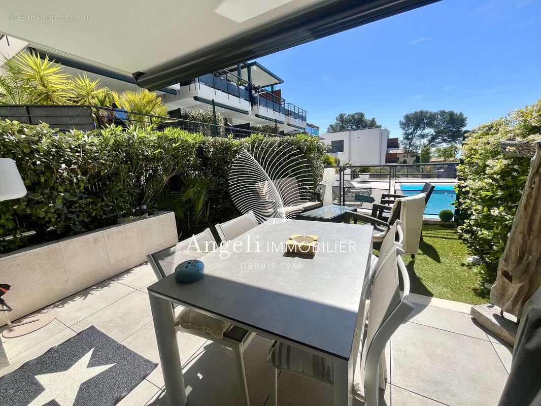 Appartement à FREJUS