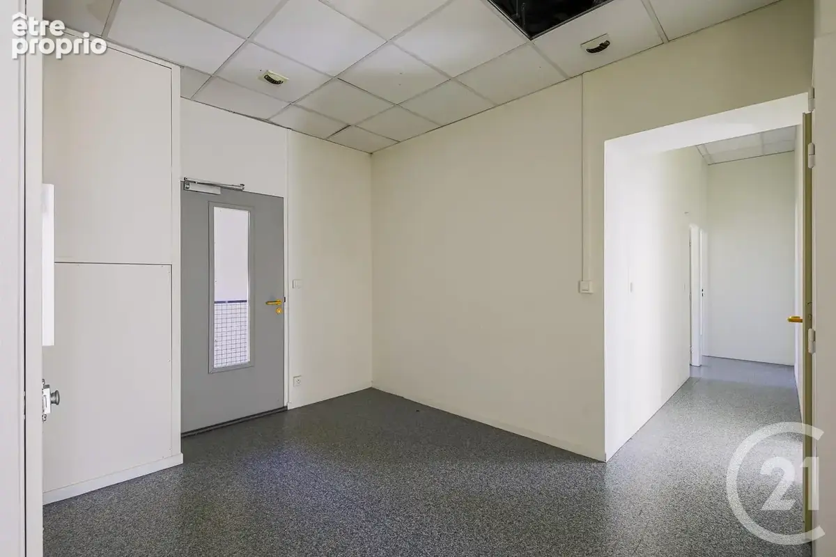 Appartement 8 pièces 199 m² à vendre à Sassenage (38360) - photo 12