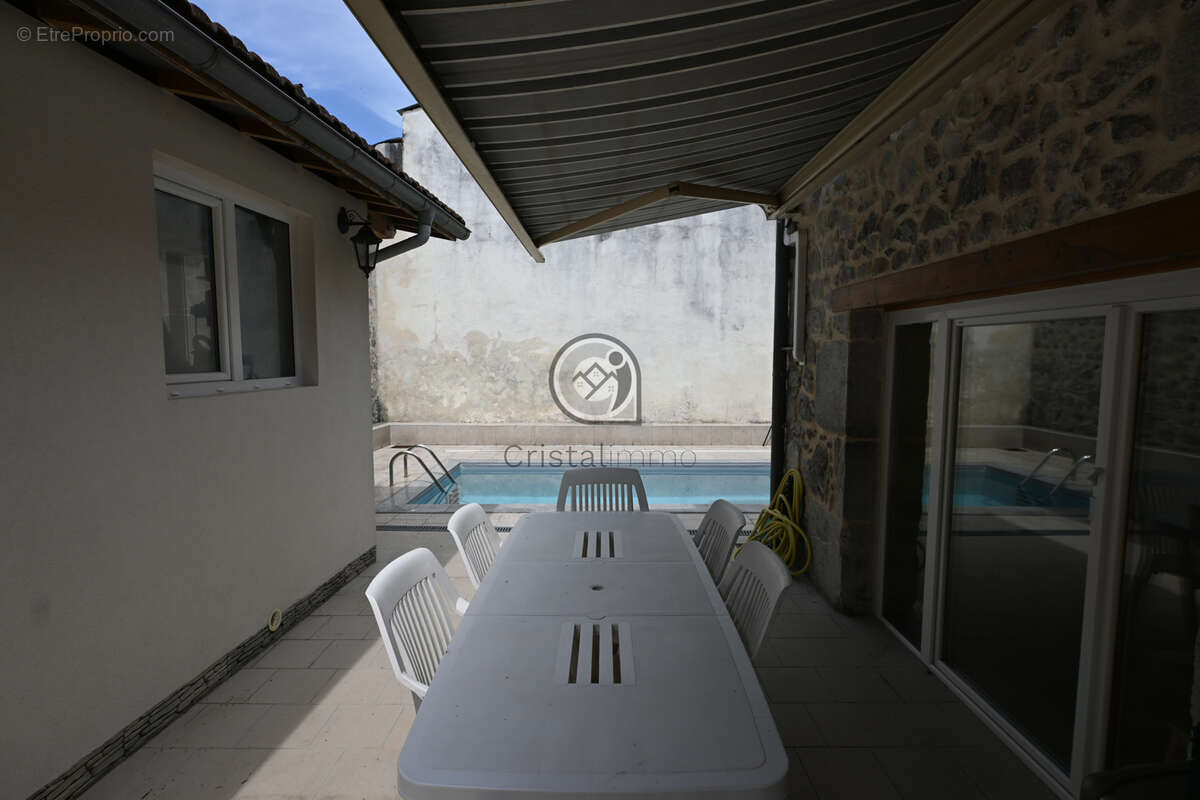Maison de village avec piscine - 2 chambres centre du village - photo 4