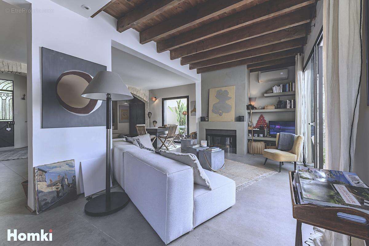 Maison à VILLENEUVE-LES-AVIGNON