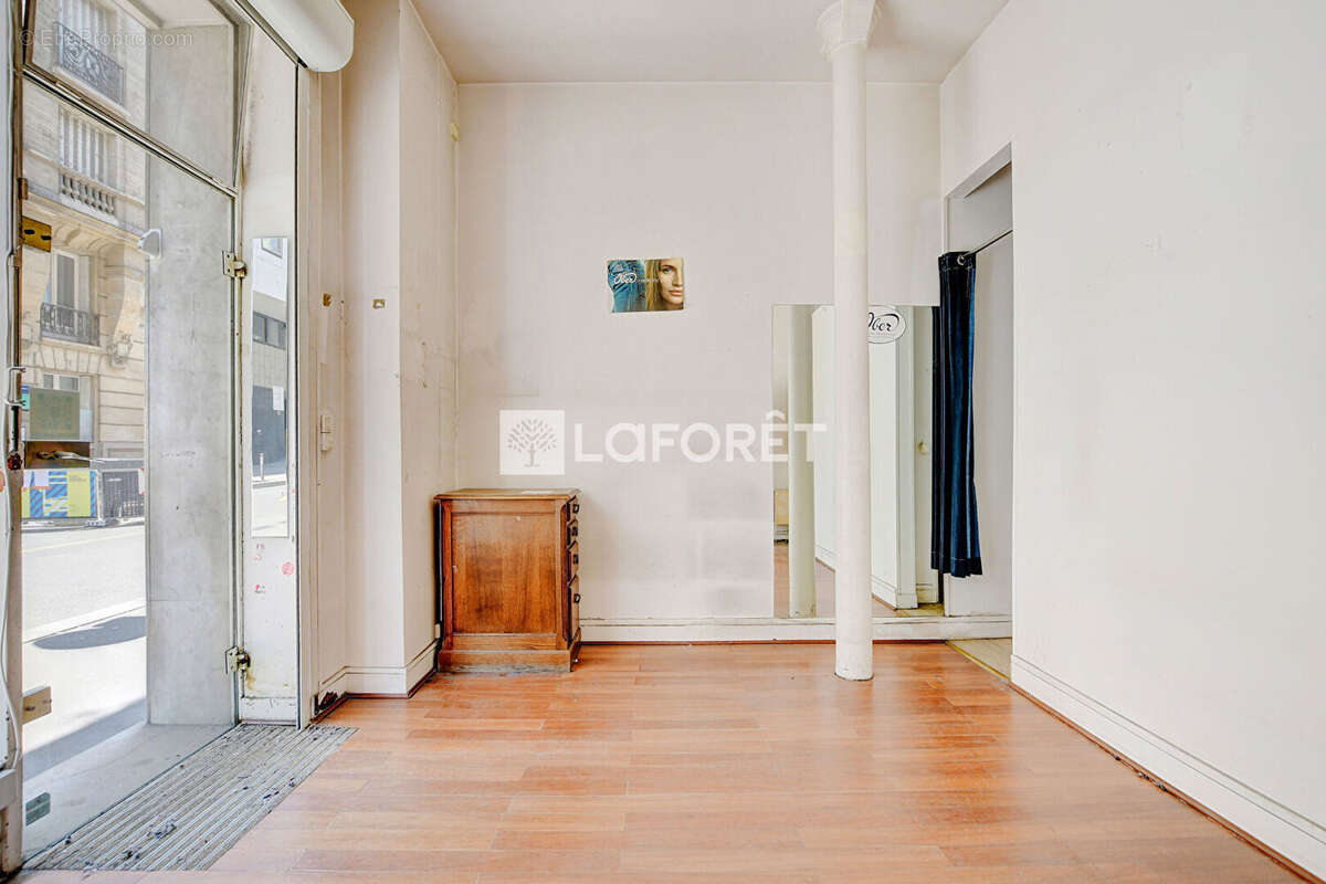 Commerce à PARIS-15E